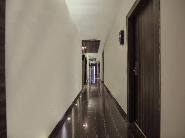 Hotel Crossroad Lucknow Exterior photo